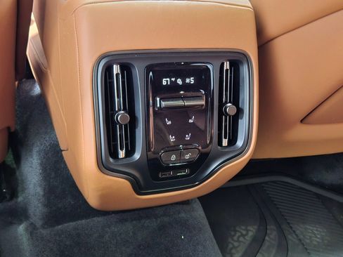 Used 2025 Aston Martin DBX 707 AWD/4WD image 14