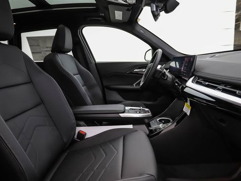 Used 2025 BMW X1 xDrive28i w/ Convenience Package image 31