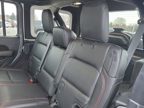 Used 2023 Jeep Wrangler Unlimited Rubicon image 31