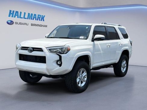 Used 2021 Toyota 4Runner SR5 Premium w/ Moonroof Package AWD/4WD image 3