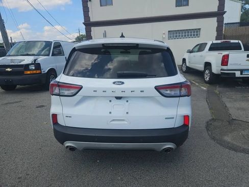 Used 2020 Ford Escape SE FWD image 11