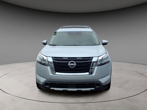 Used 2024 Nissan Pathfinder SL image 15