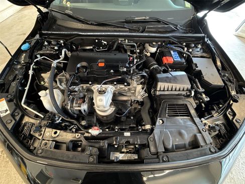 Used 2023 Honda Civic Sport image 17