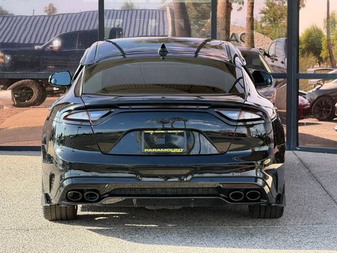 Used 2020 Kia Stinger GT1 RWD image 9