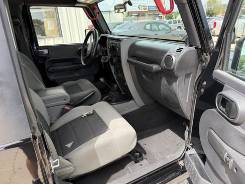 Used 2009 Jeep Wrangler X AWD/4WD image 11