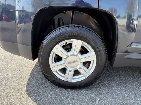 Used 2015 GMC Terrain SLE FWD image 17