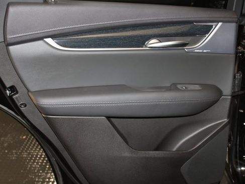 New 2025 Cadillac XT5 Premium Luxury image 13