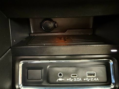 Used 2025 Subaru Ascent Premium AWD/4WD image 41