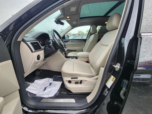 Used 2019 Volkswagen Atlas SEL AWD/4WD image 17