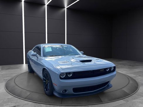 Used 2021 Dodge Challenger R/T Scat Pack w/ Dynamics Package image 2