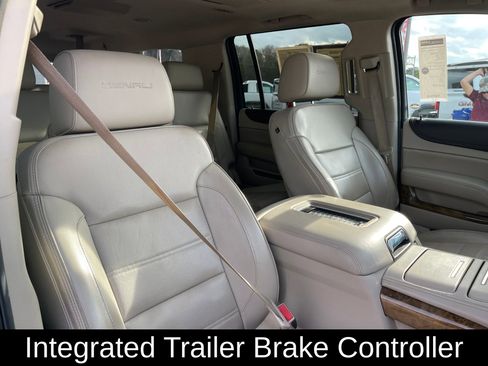 Used 2016 GMC Yukon XL Denali w/ Open Road Package image 33