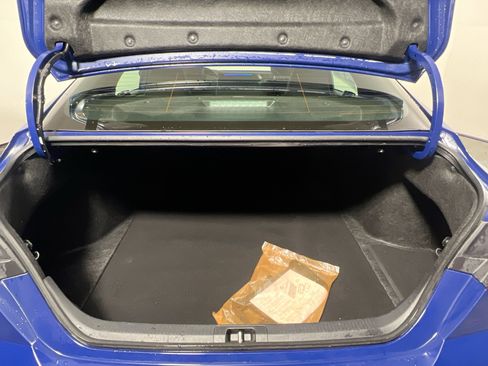 Used 2025 Toyota Camry SE image 34