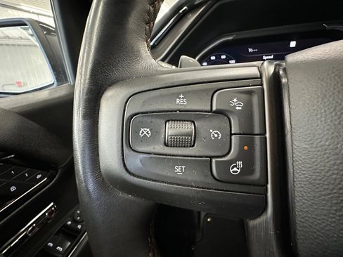 Used 2023 GMC Sierra 1500 AT4 image 17