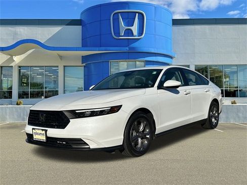 Used 2024 Honda Accord EX image 5
