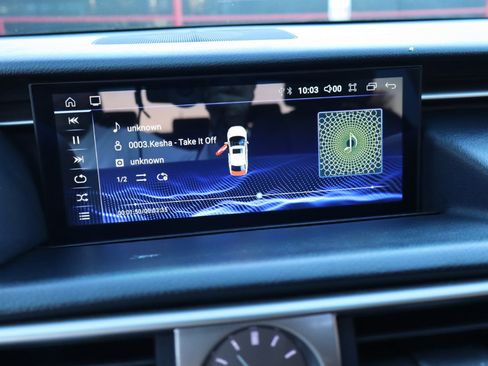 Used 2016 Lexus IS 350 AWD image 22