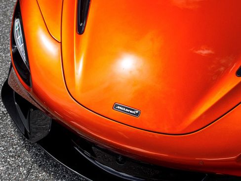 Used 2021 McLaren 765LT RWD image 19