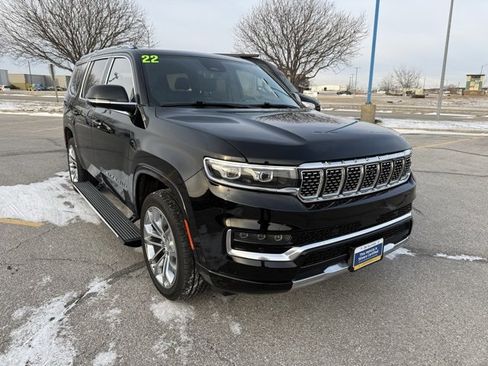 Used 2022 Jeep Grand Wagoneer Series II w/ Premium Group II image 2