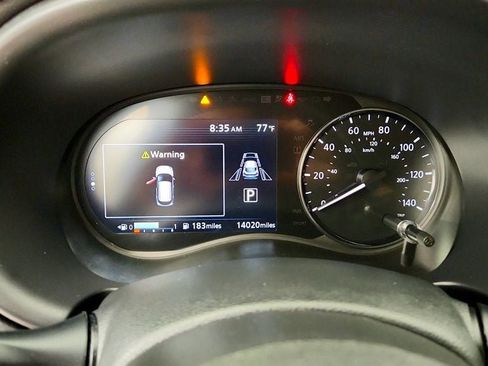 Used 2023 Nissan Kicks SR w/ SR Premium Package FWD image 14