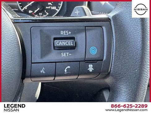 Used 2023 Nissan Rogue SV image 20