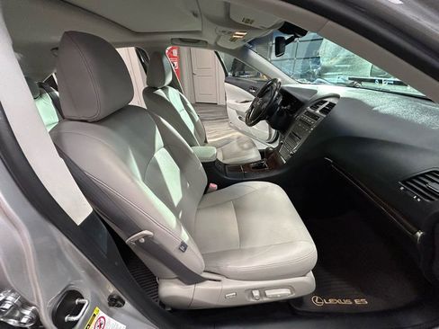 Used 2010 Lexus ES 350 image 33