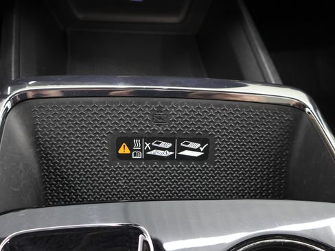 Used 2025 Chevrolet Equinox RS w/ Safety and Technology Package AWD/4WD image 51