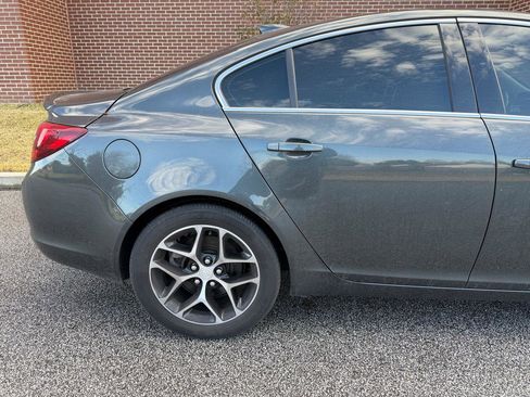 Used 2017 Buick Regal Sport Touring image 13