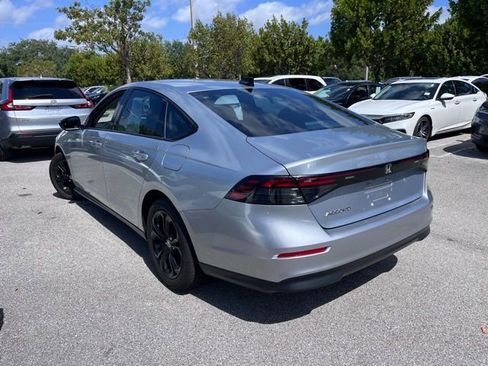 Used 2025 Honda Accord SE image 4