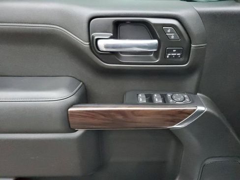 Used 2022 GMC Sierra 1500 SLT w/ SLT Premium Package image 17