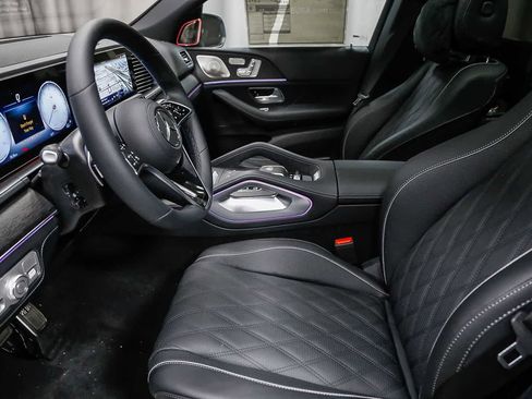 New 2026 Mercedes-Benz Maybach GLS 600 4MATIC image 17