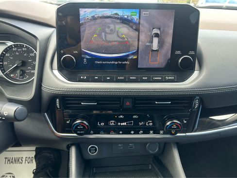 Used 2023 Nissan Rogue SL w/ SL Premium Package FWD image 8