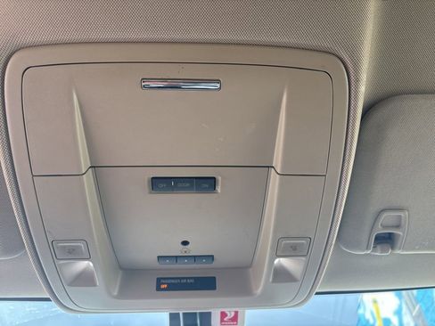 Used 2018 GMC Sierra 1500 SLT w/ SLT Premium Package image 17