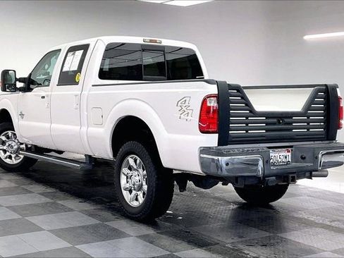 Used 2014 Ford F350 Lariat image 10