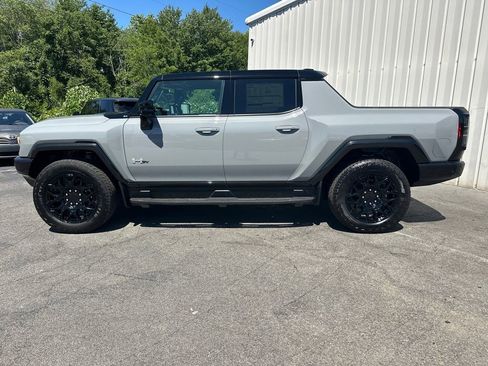 New 2026 GMC Hummer EV 4x4 Crew Cab image 9