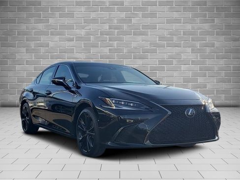 Used 2023 Lexus ES 300h F Sport w/ Accessory Package (Z1) image 3