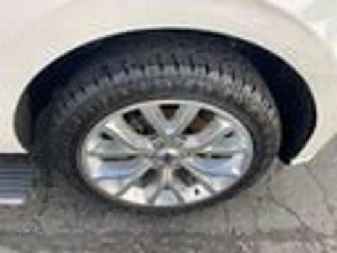 Used 2019 Ford Expedition Platinum image 6