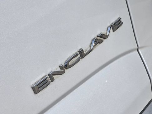 Used 2019 Buick Enclave Avenir w/ Avenir Technology Package FWD image 9