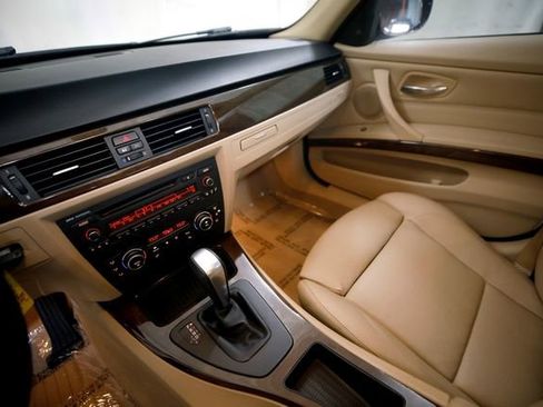 Used 2010 BMW 335d Sedan image 8