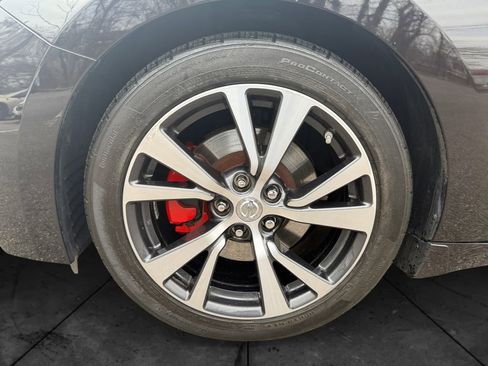 Used 2017 Nissan Maxima Platinum image 14