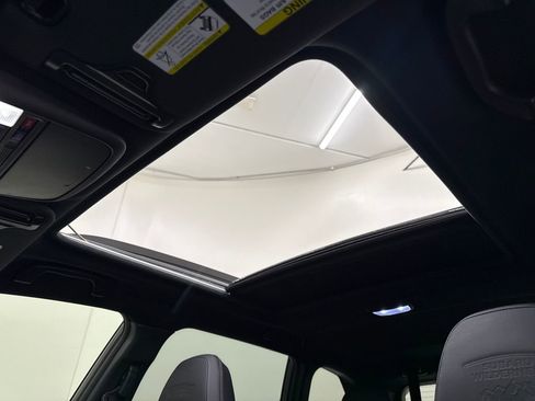 Used 2025 Subaru Forester Wilderness image 22