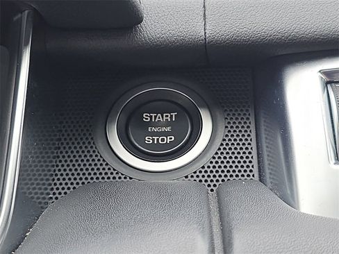 Used 2019 Land Rover Range Rover Sport Supercharged image 29