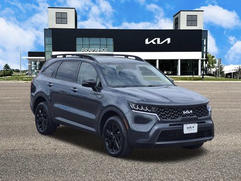 Used 2023 Kia Sorento S AWD/4WD image 2