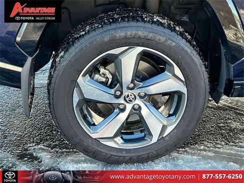 Used 2023 Toyota RAV4 SE image 13