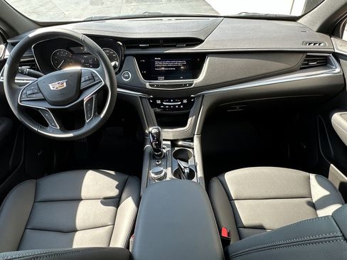 New 2026 Cadillac XT5 Luxury w/ LPO, Floor Liner Package image 9