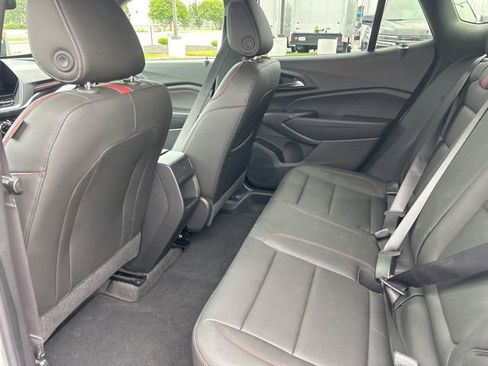 Used 2025 Chevrolet Trax RS w/ Driver Confidence Package FWD image 26