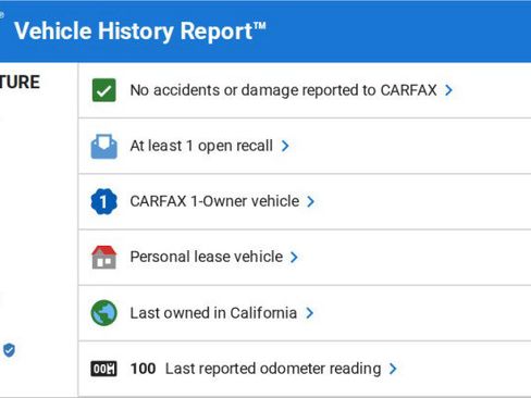 Used 2025 Rivian R1S Adventure image 2