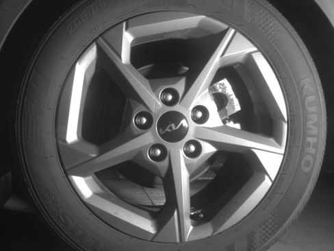 Used 2025 Kia K4 FWD image 14