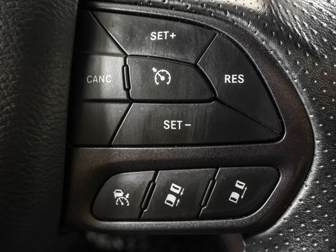 Used 2023 Dodge Durango GT image 35