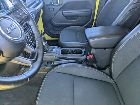 Used 2023 Jeep Wrangler Sport image 17