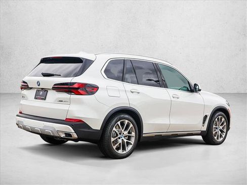 Certified 2025 BMW X5 xDrive50e w/ Parking Assistance Package image 5