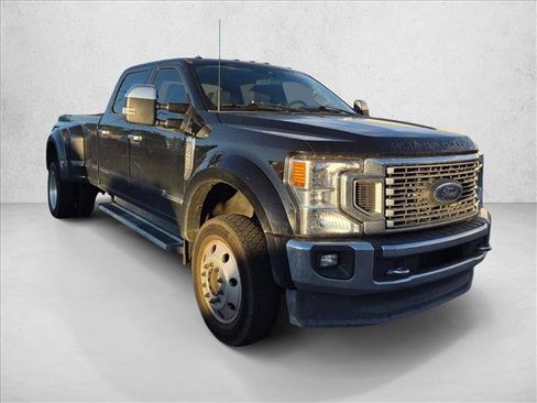 Used 2022 Ford F450 XLT w/ XLT Premium Package AWD/4WD image 3
